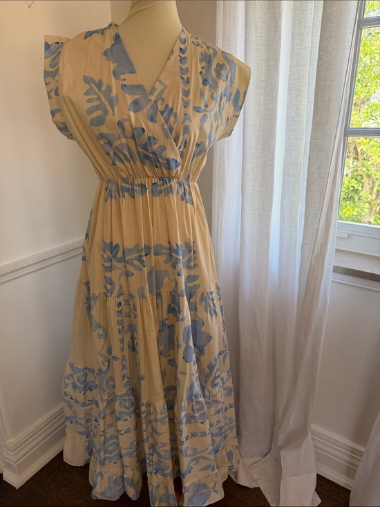 sofia of italy Dresses & Skirts - Cream Maxi Dress with Blue Floral Motif